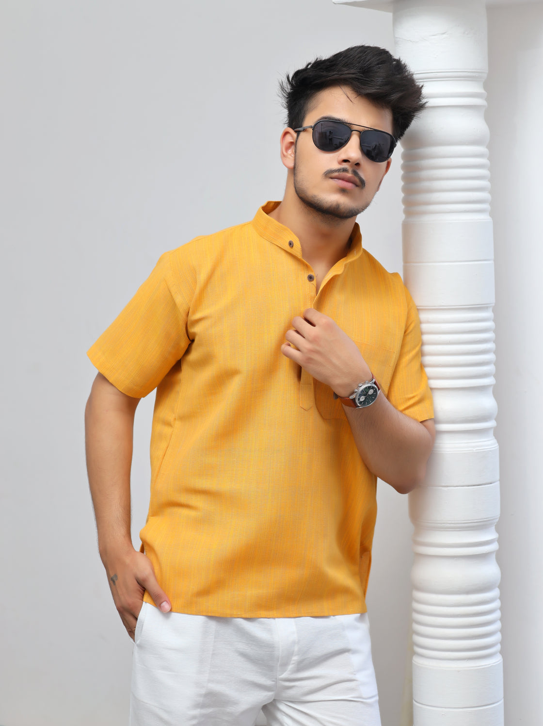 Men's Thread Lines Short Half Sleeves Kurta