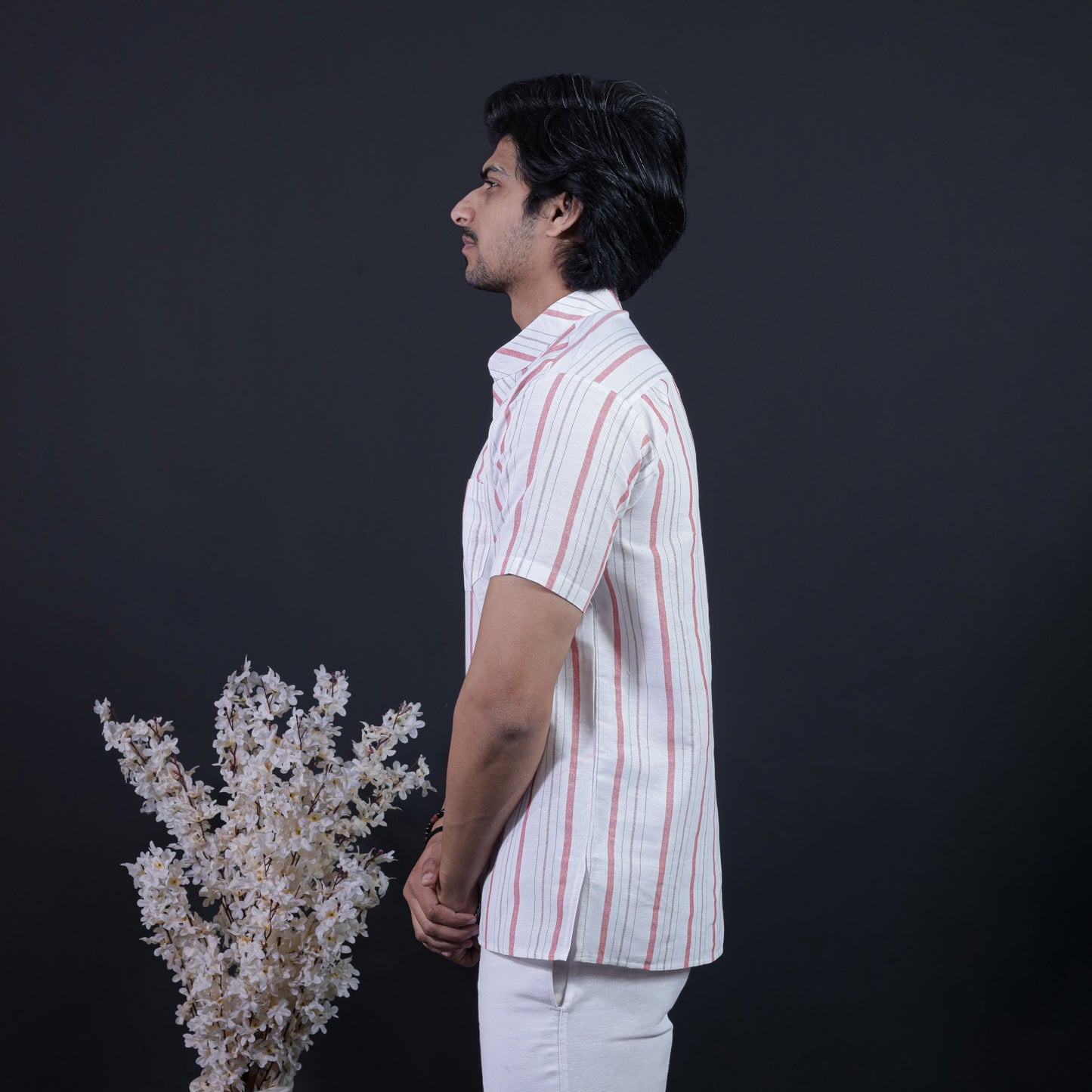 Aligned Threads Half Sleeves Short Kurta-Red