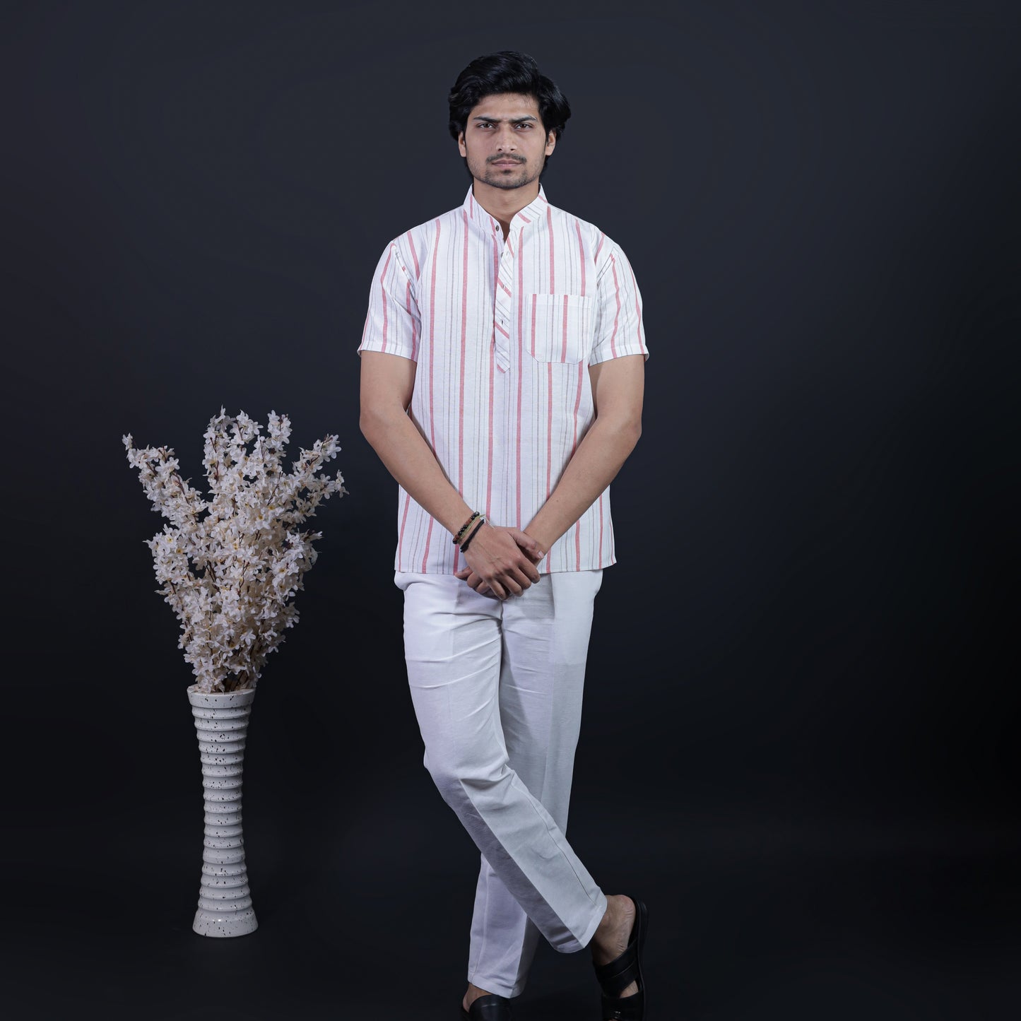 Combo Set Aligned Threads Half Sleeves Short Kurta Pant-Red
