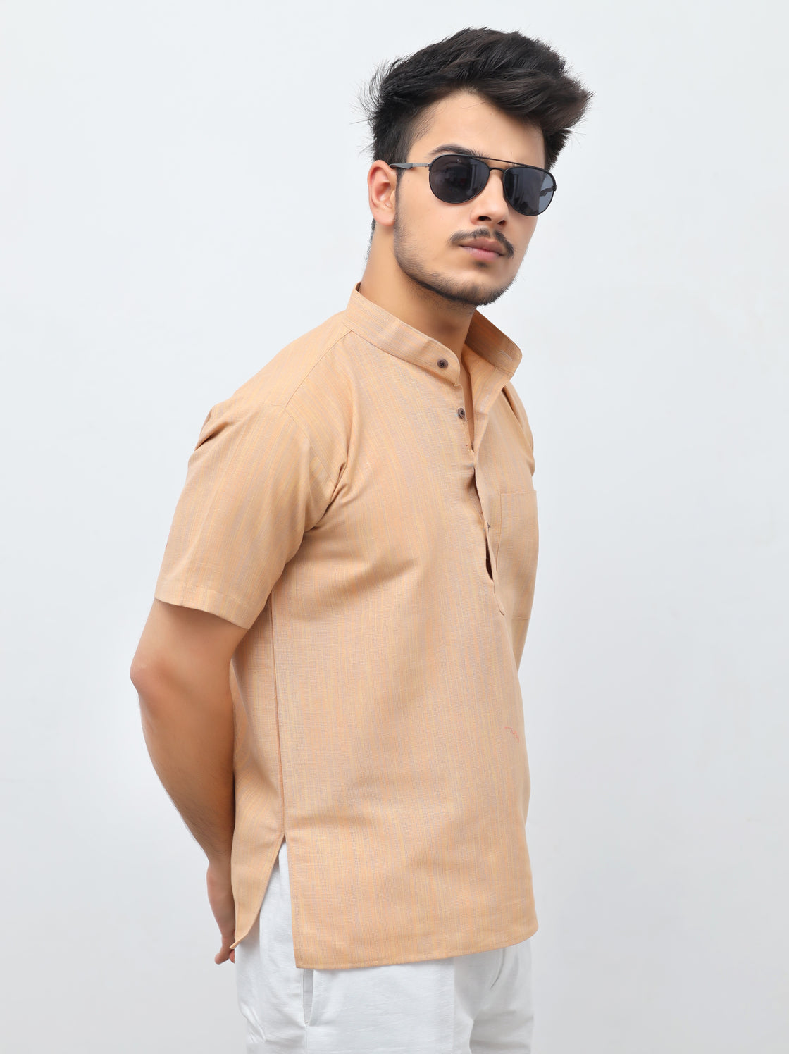 Men's Thread Lines Short Half Sleeves Kurta