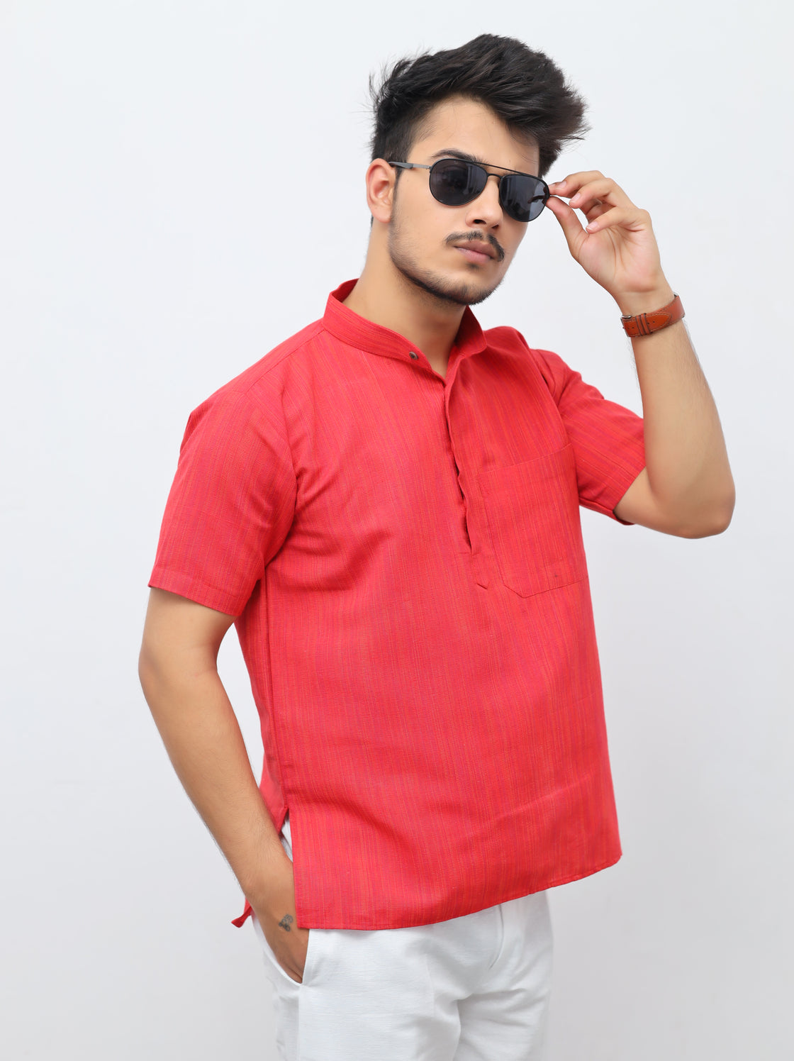Men's Thread Lines Short Half Sleeves Kurta